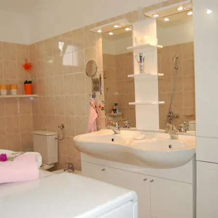 Gæstehus Radic 3*